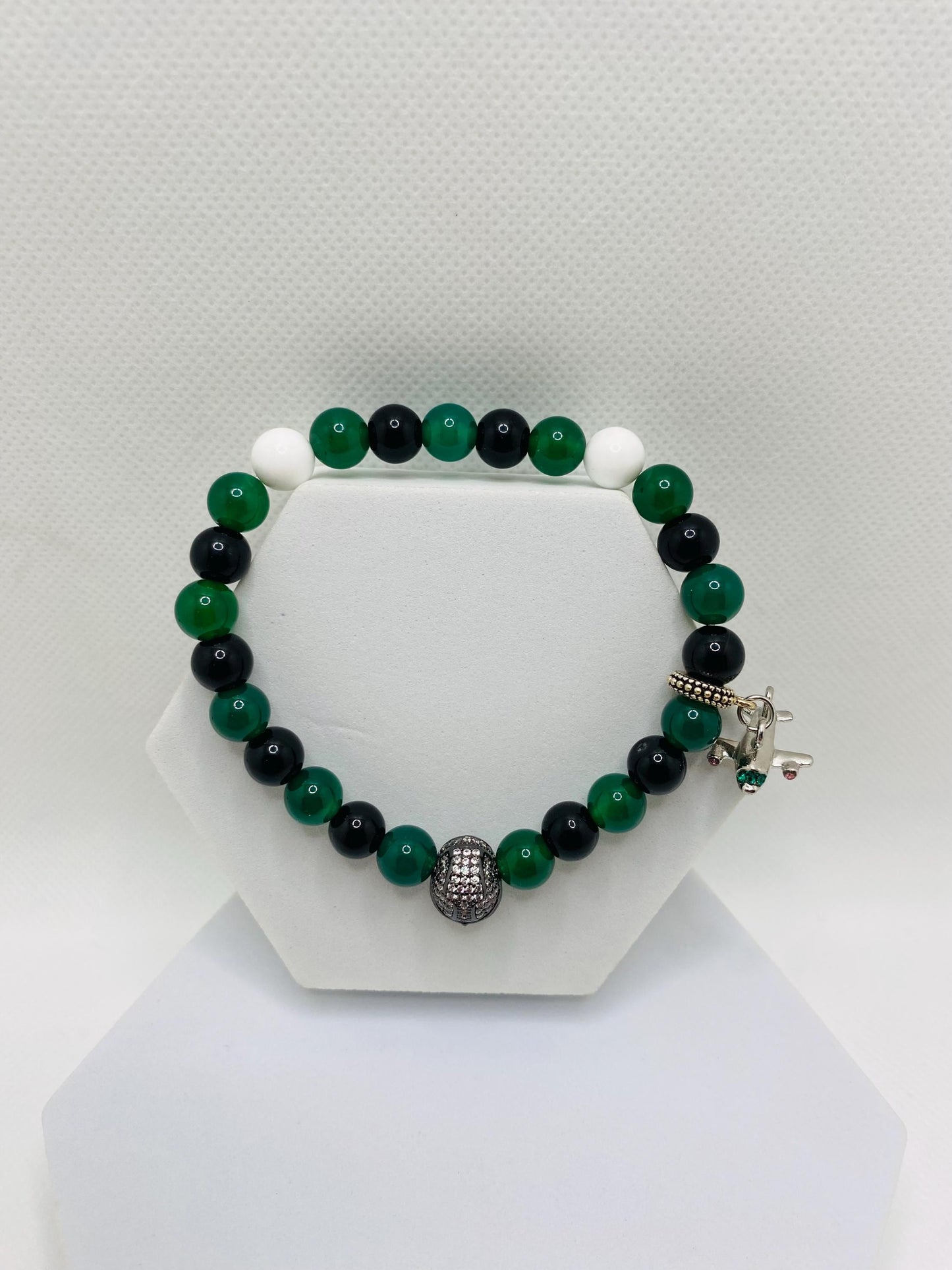 New York Jets Jade Beaded Bracelet: Football Fan Jewelry