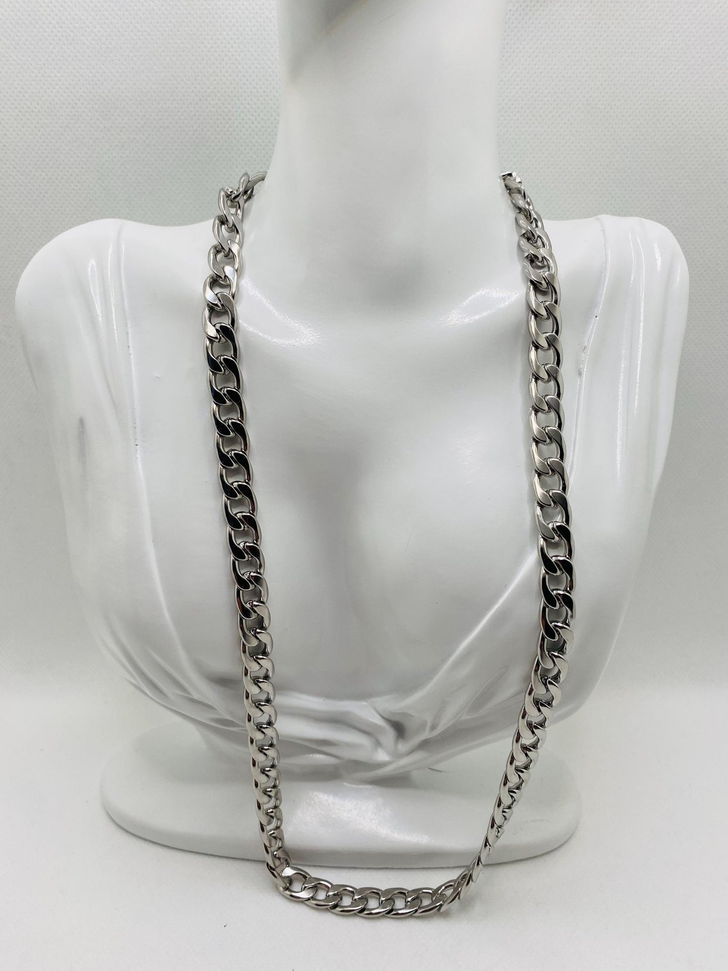9mm Stainless Steel Cuban Link Chain Necklace with Magnetic Clasp
