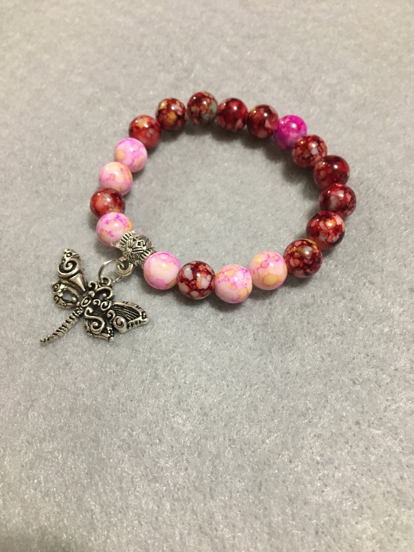 Dragonfly Charm Bracelet: Pink Acrylic Bead Stretch Bracelet