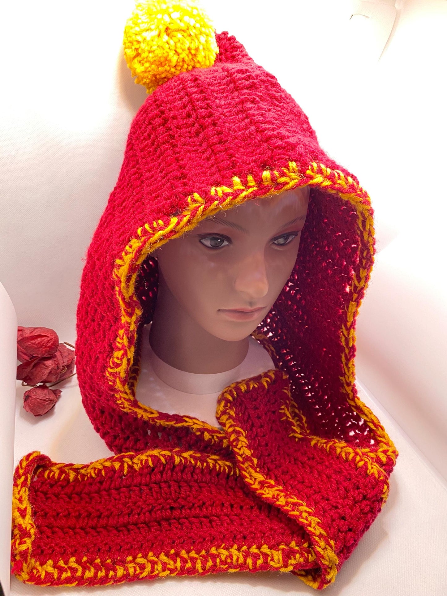 USC Trojans Hooded Crochet Scarf: Cardinal & Gold Team Spirit