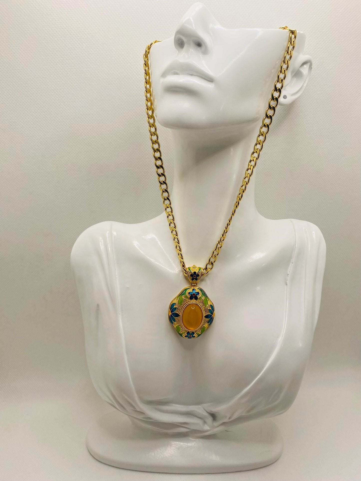 Boho Yellow Agate Pendant Necklace: Gold Plated Cuban Chain