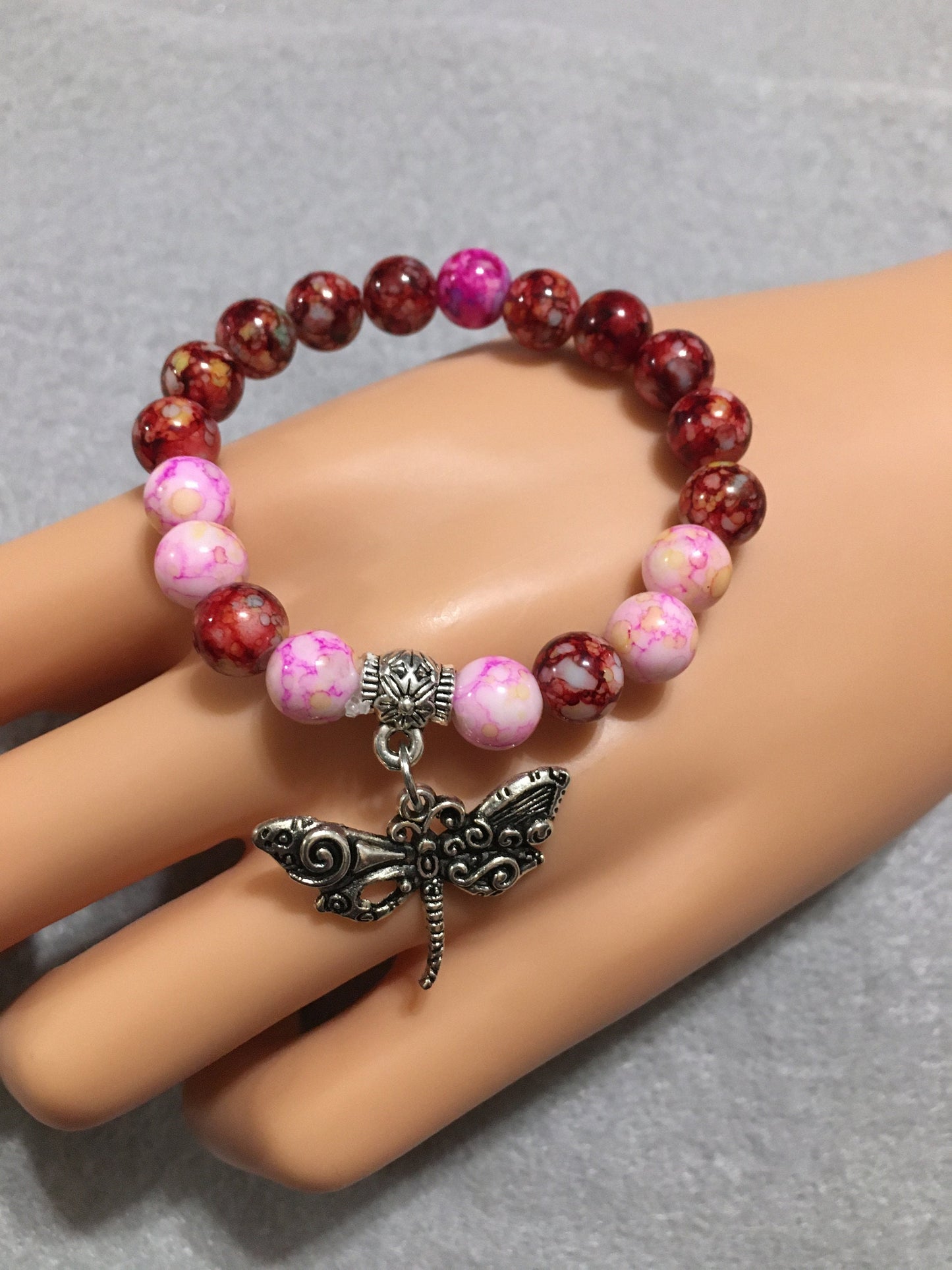 Dragonfly Charm Bracelet: Pink Acrylic Bead Stretch Bracelet