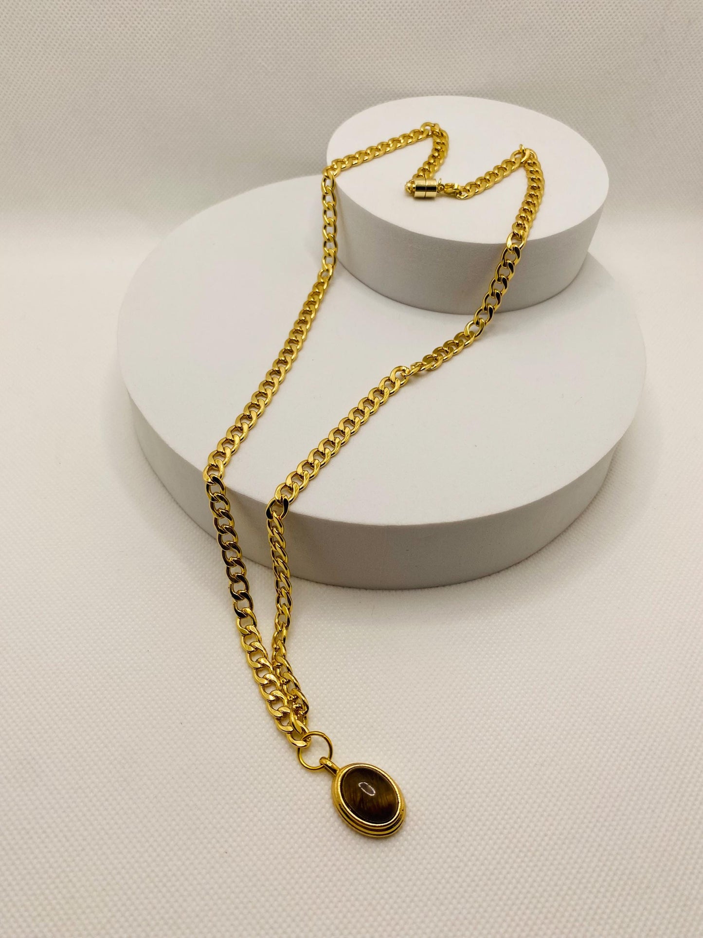 Gold Plated Tigers Eye Pendant Necklace: Cuban Link Chain