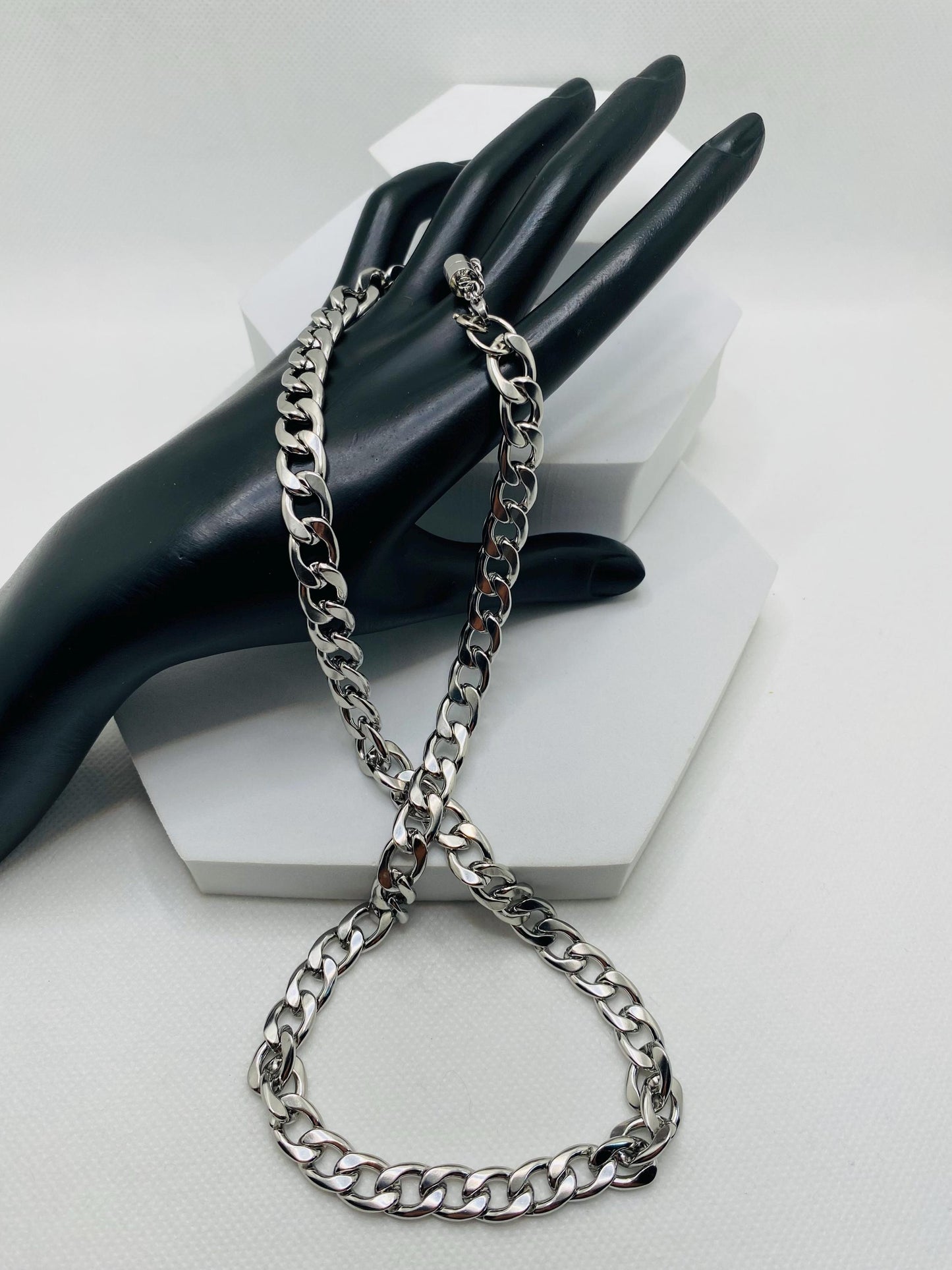 9mm Stainless Steel Cuban Link Chain Necklace with Magnetic Clasp