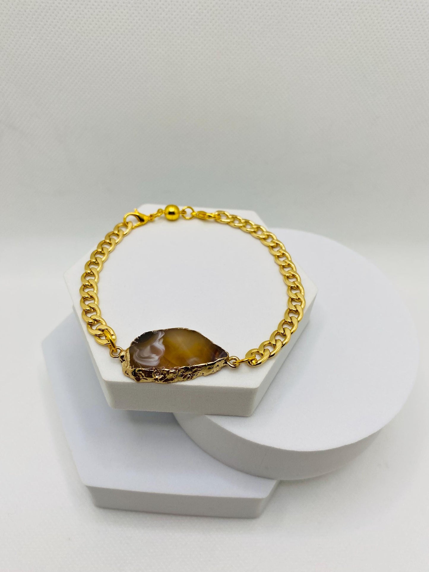 Gold Plated Cuban Link Bracelet: Agate Slice, Magnetic Clasp