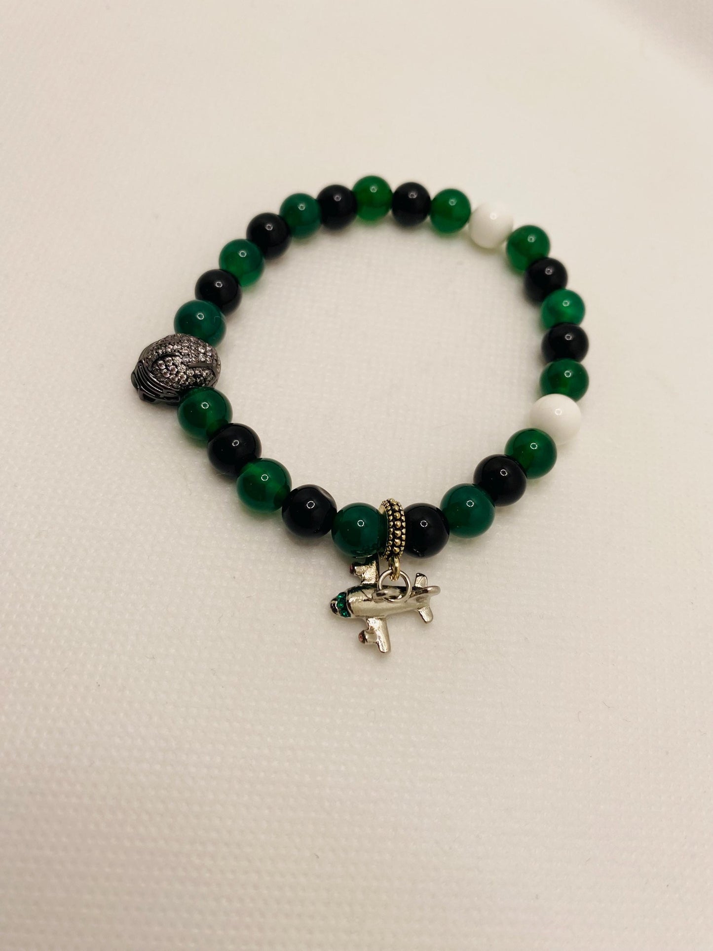 New York Jets Jade Beaded Bracelet: Football Fan Jewelry