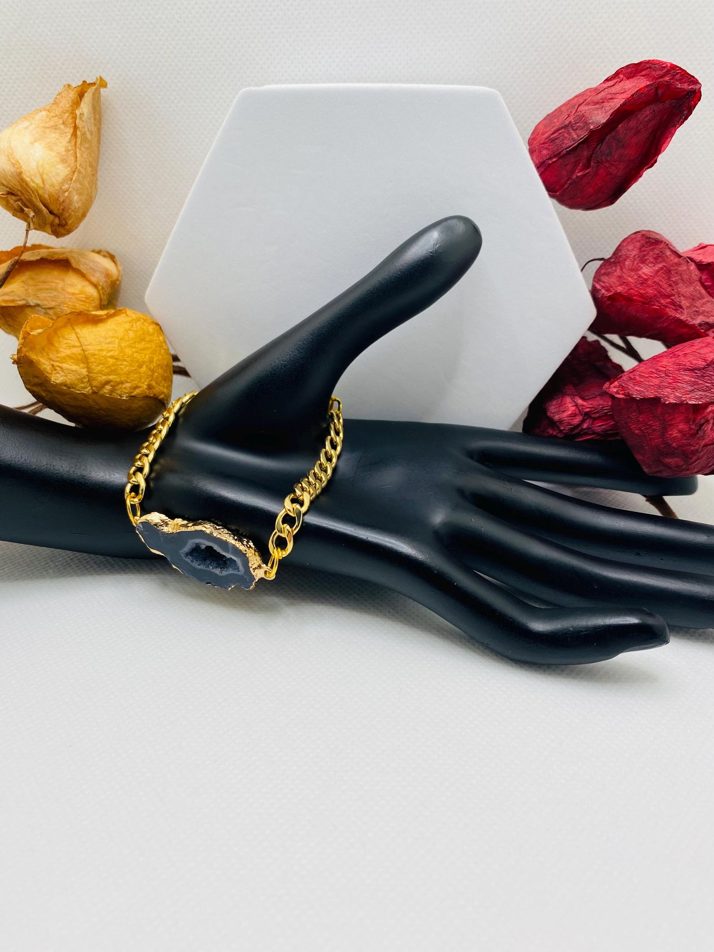 Gold Plated Cuban Link Bracelet: Agate Geode & Magnetic Clasp