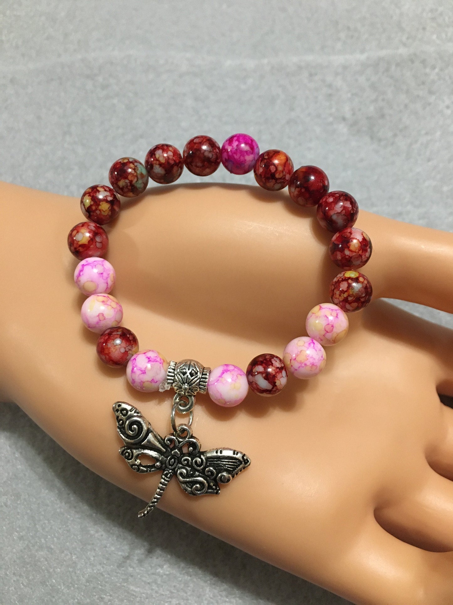 Dragonfly Charm Bracelet: Pink Acrylic Bead Stretch Bracelet
