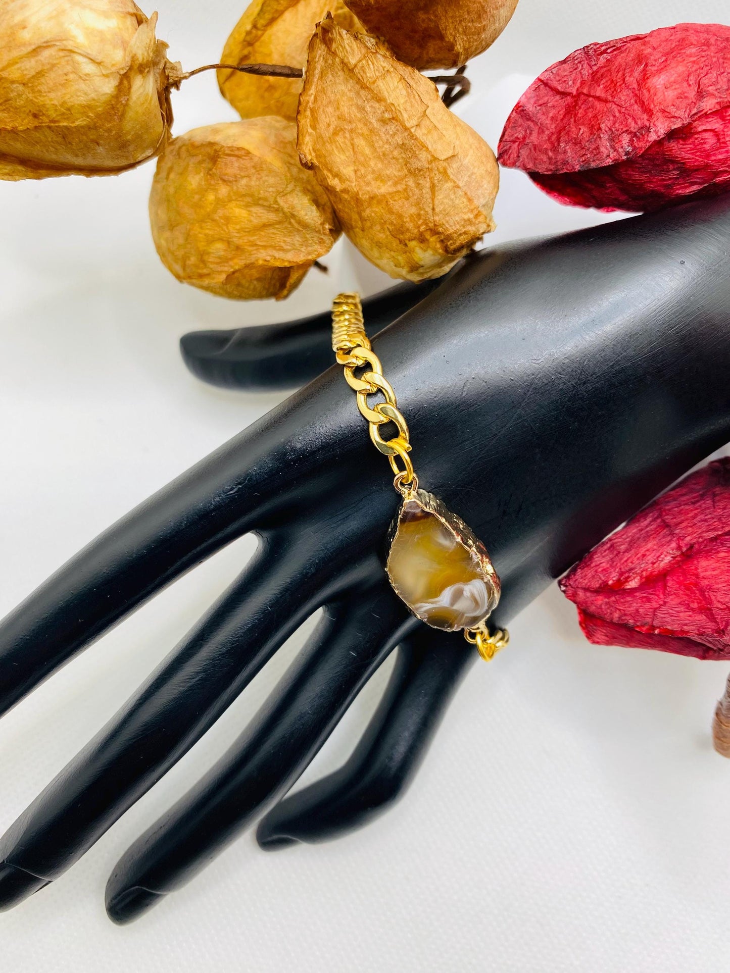 Gold Plated Cuban Link Bracelet: Agate Slice, Magnetic Clasp