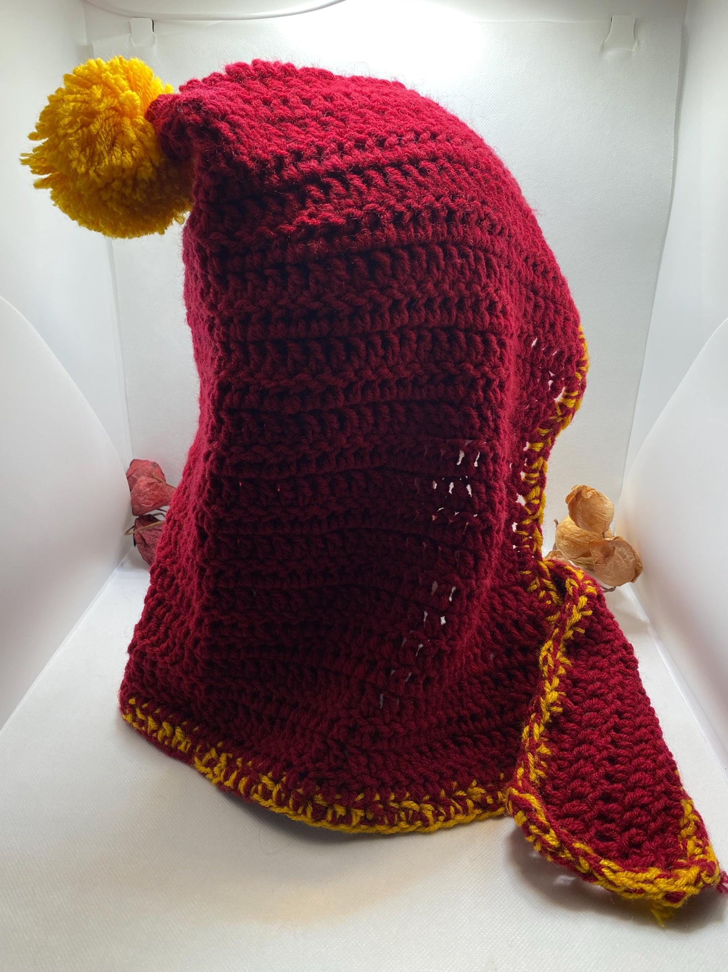 USC Trojans Hooded Crochet Scarf: Cardinal & Gold Team Spirit