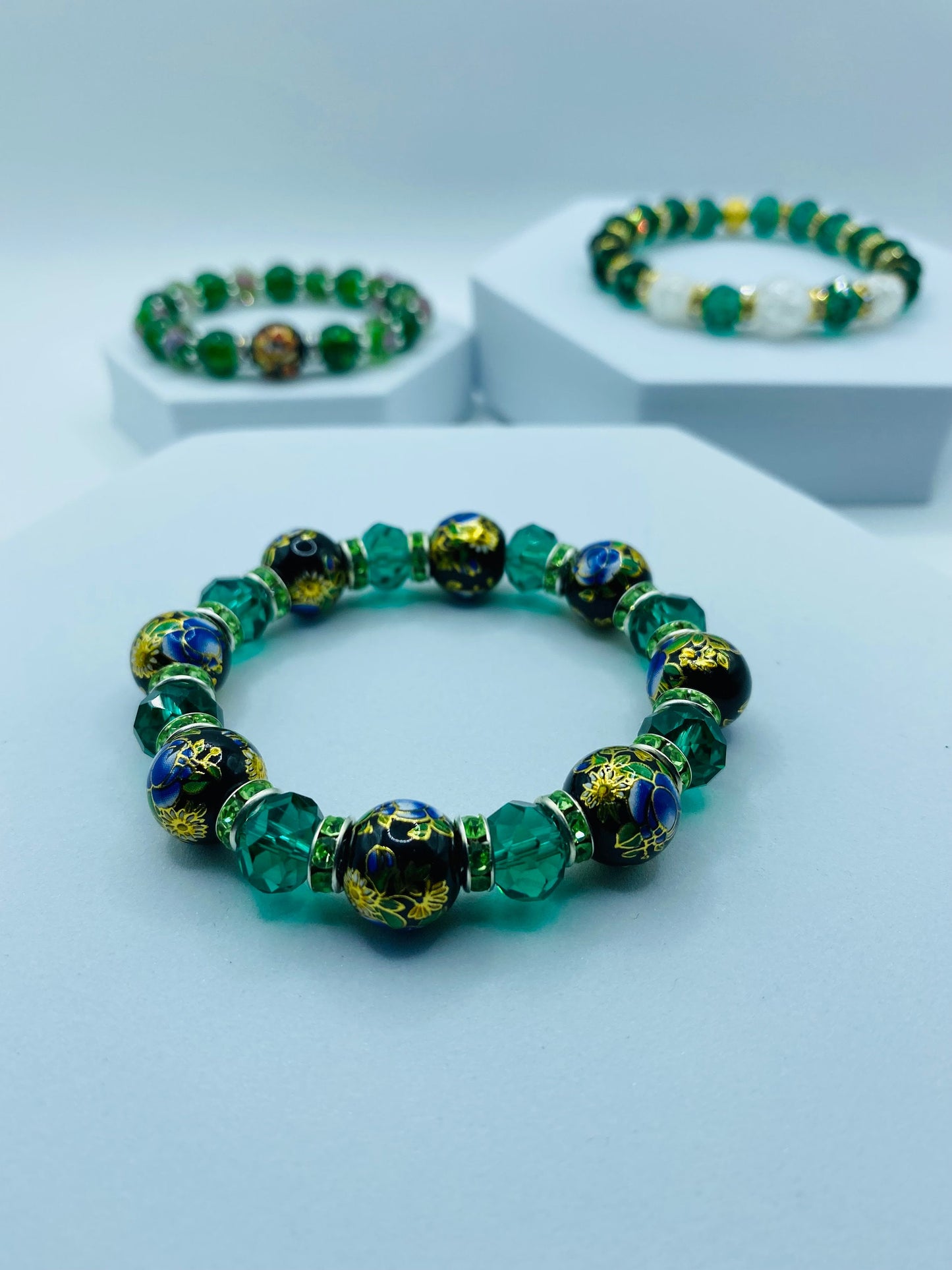 Floral Lampwork Glass Bead Bracelet: Emerald Green Crystal Rhinestone Rondelles
