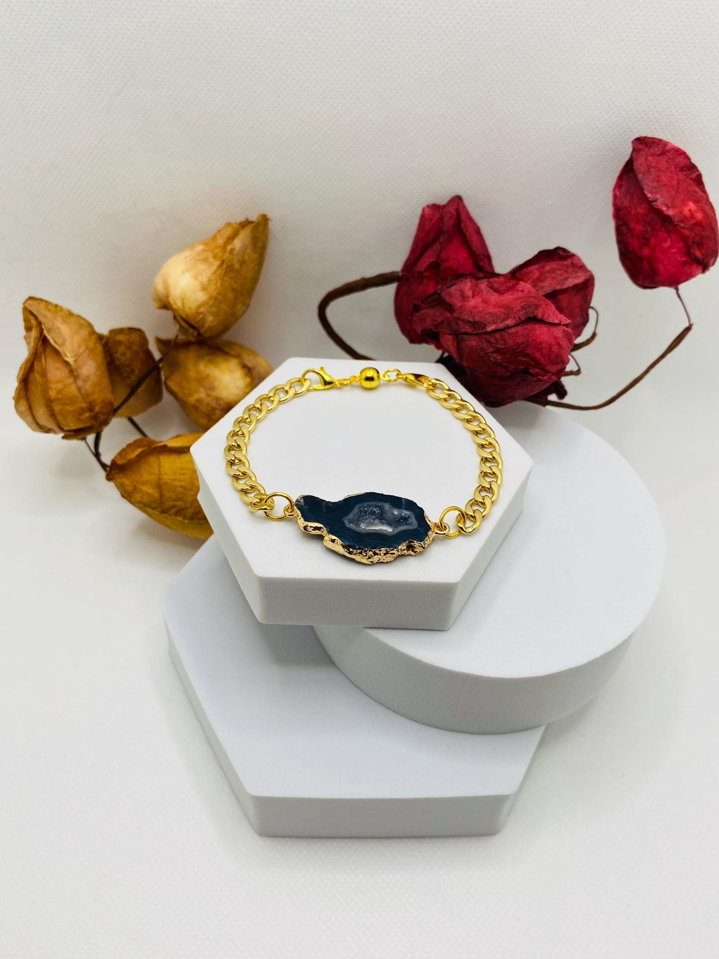 Gold Plated Cuban Link Bracelet: Agate Geode & Magnetic Clasp