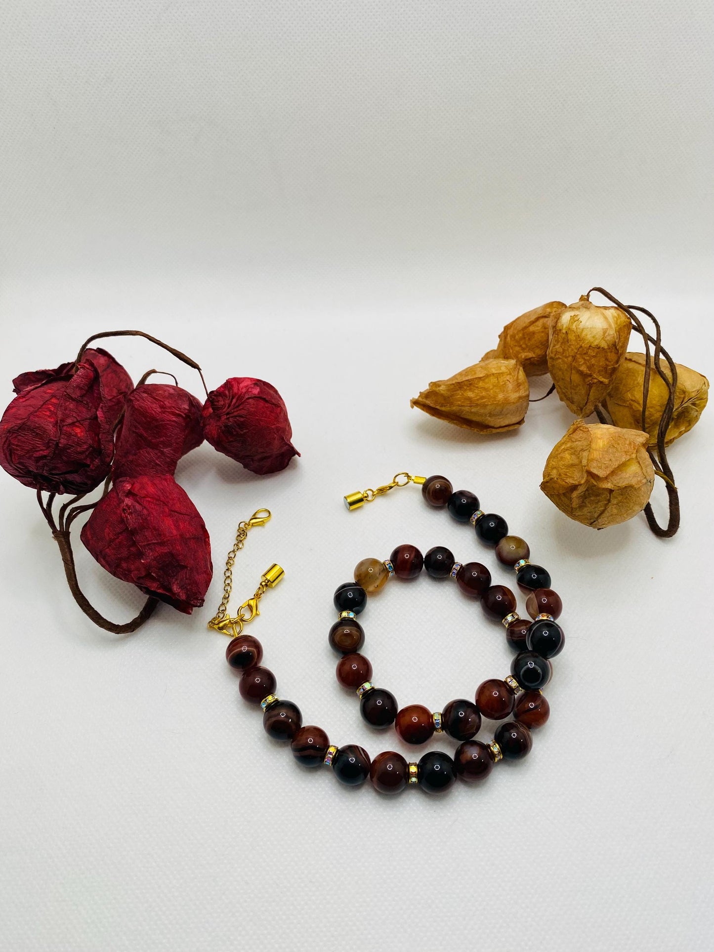 Dream Agate Gemstone Necklace: Gold Plated Magnetic Clasp