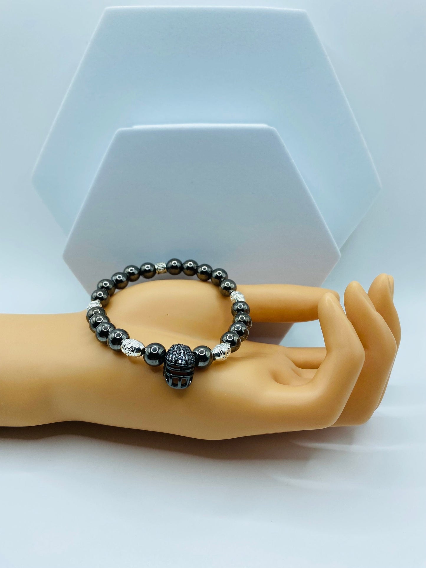 Las Vegas Raiders Mens Bracelet - Hematite Gemstone Beads & Football Helmet - Bracelets for Women