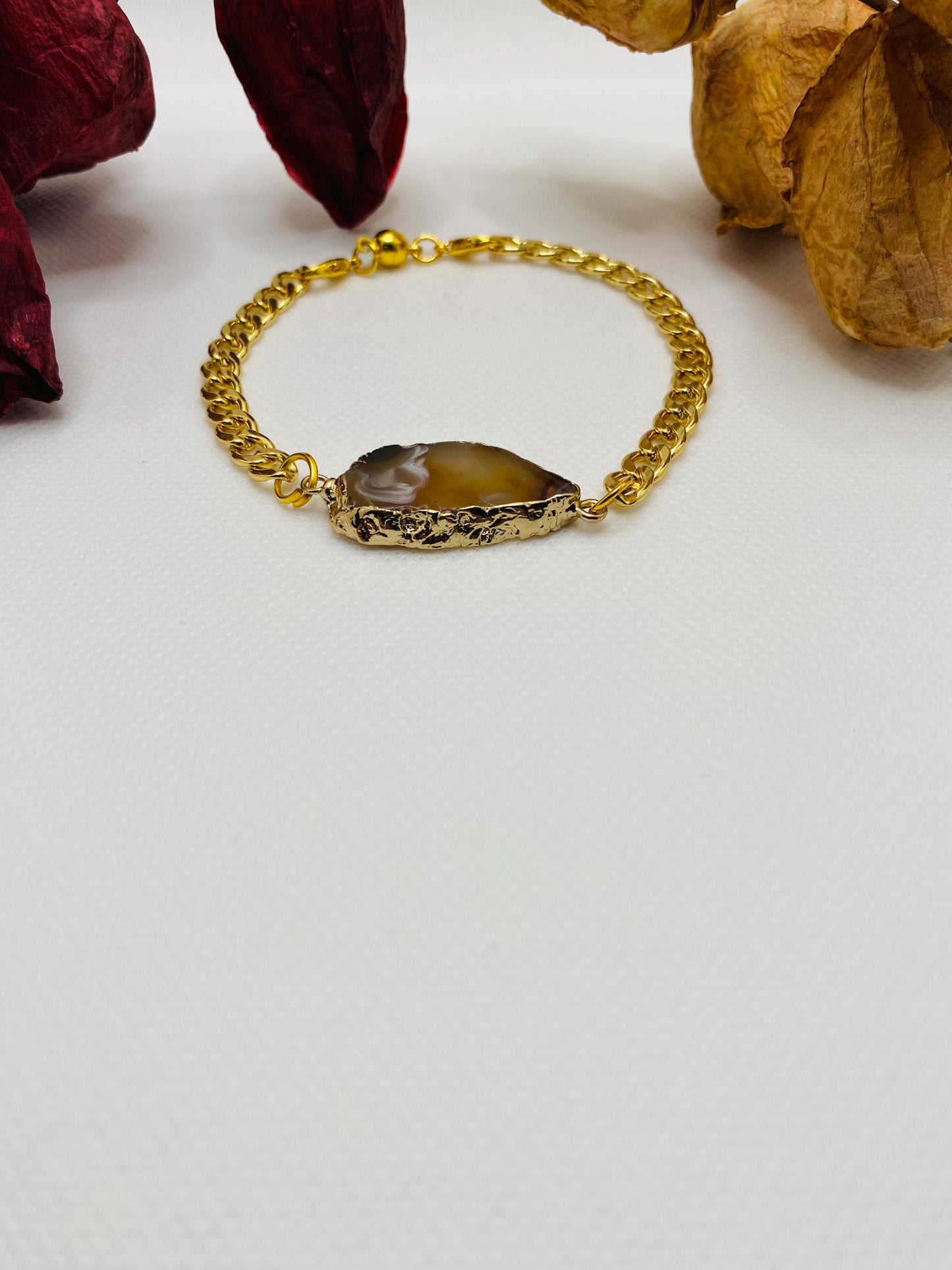 Gold Plated Cuban Link Bracelet: Agate Slice, Magnetic Clasp