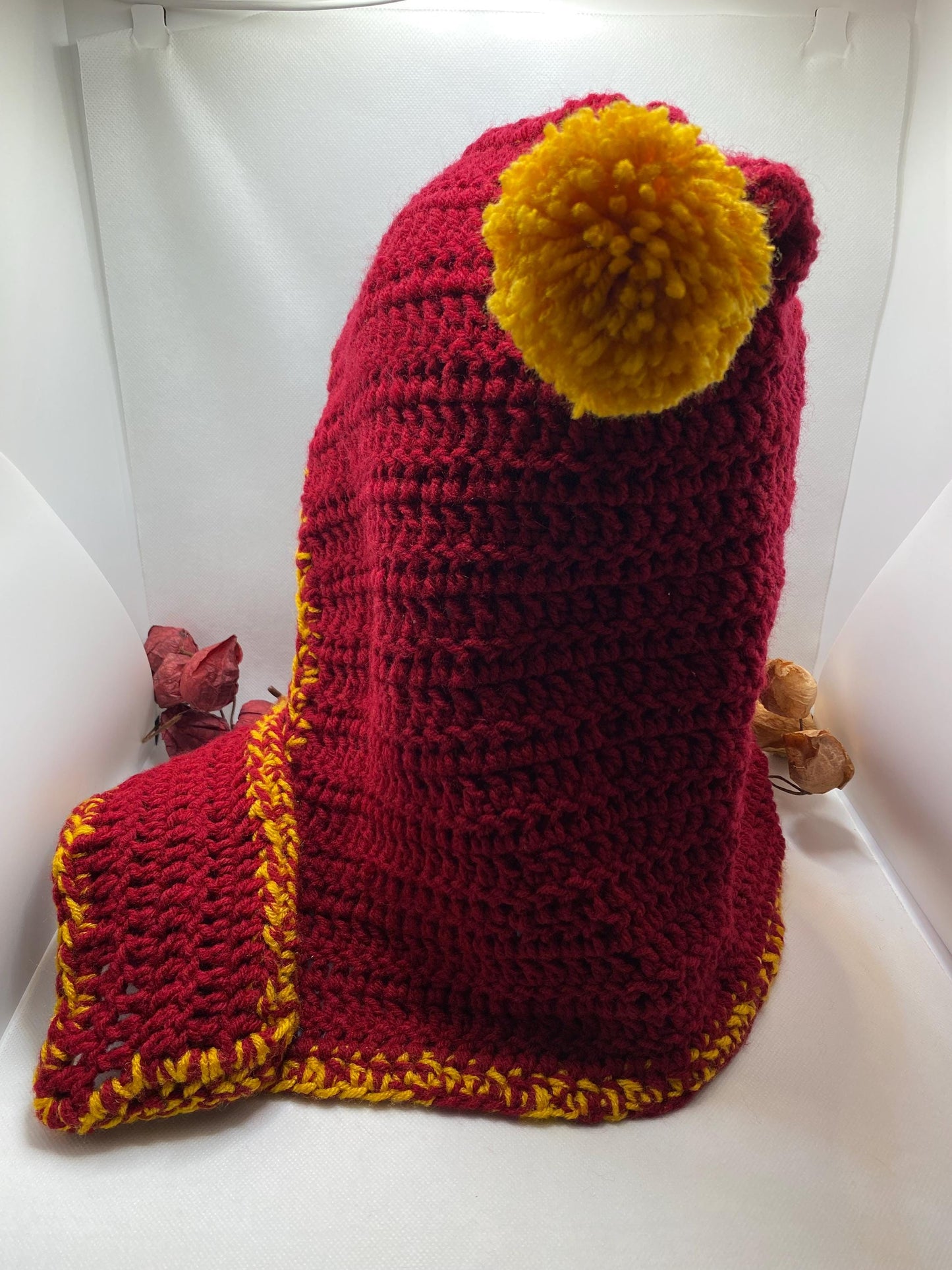 USC Trojans Hooded Crochet Scarf: Cardinal & Gold Team Spirit