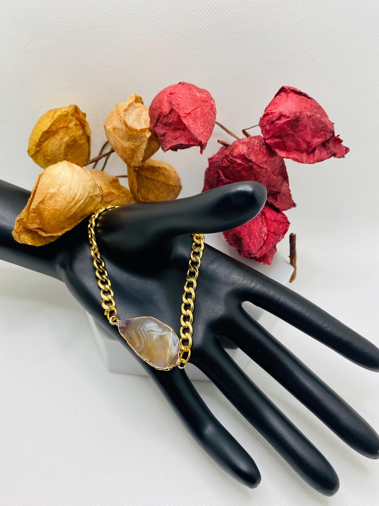 Gold Plated Cuban Link Bracelet: Agate Slice, Magnetic Clasp