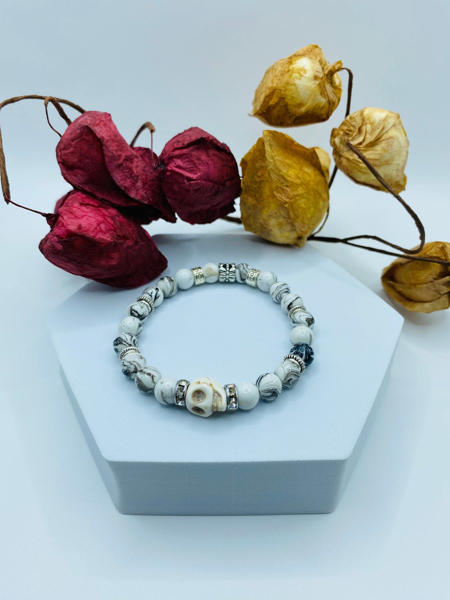 Custom Bracelet Day of the Dead Halloween Jewelry, Howlite Gemstone Beads & Skull Beads - Dia de Los Muertos