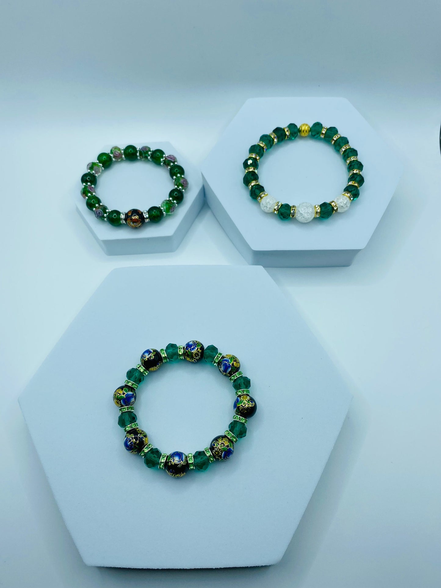 Floral Lampwork Glass Bead Bracelet: Emerald Green Crystal Rhinestone Rondelles