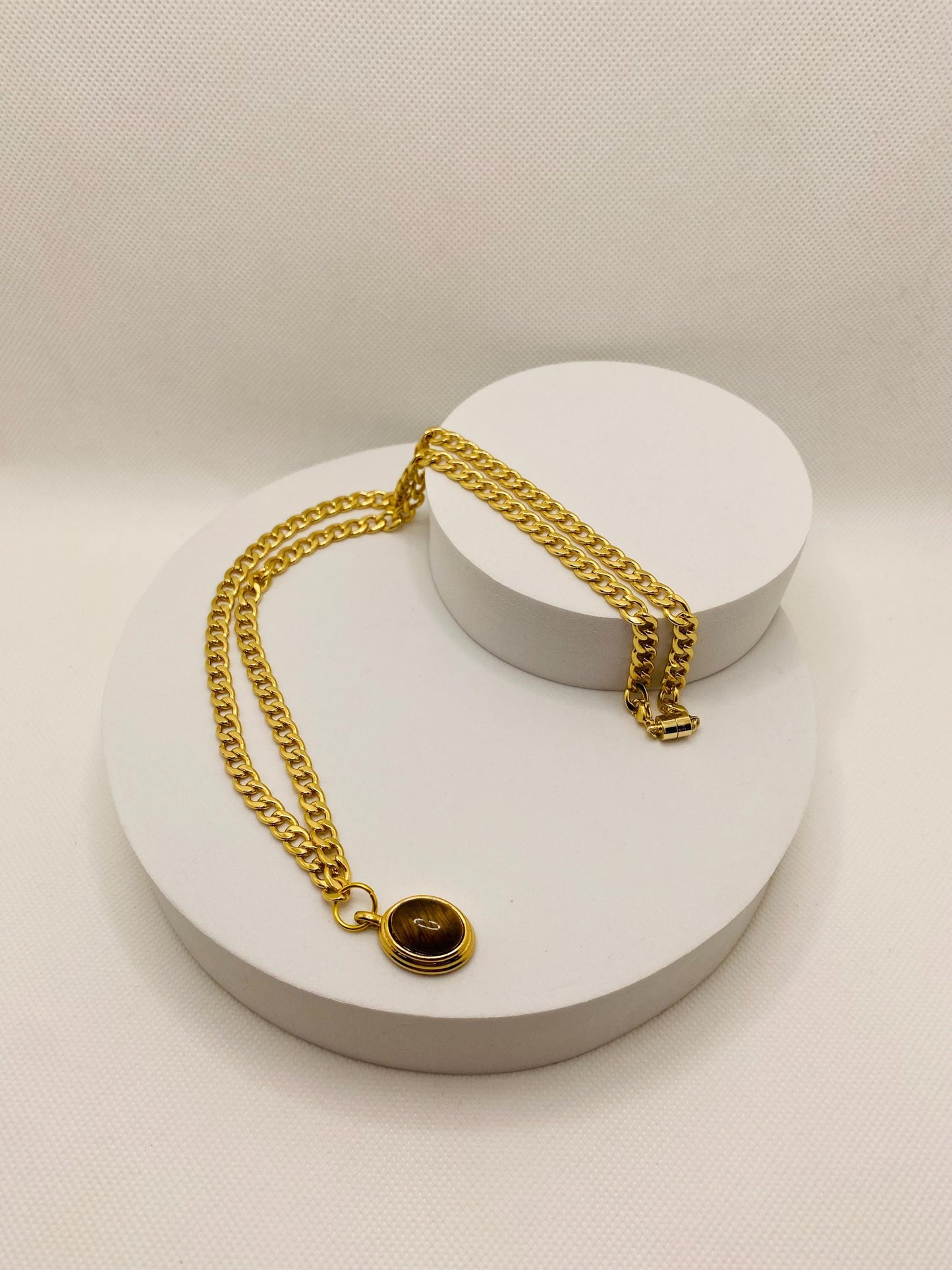 Gold Plated Tigers Eye Pendant Necklace: Cuban Link Chain