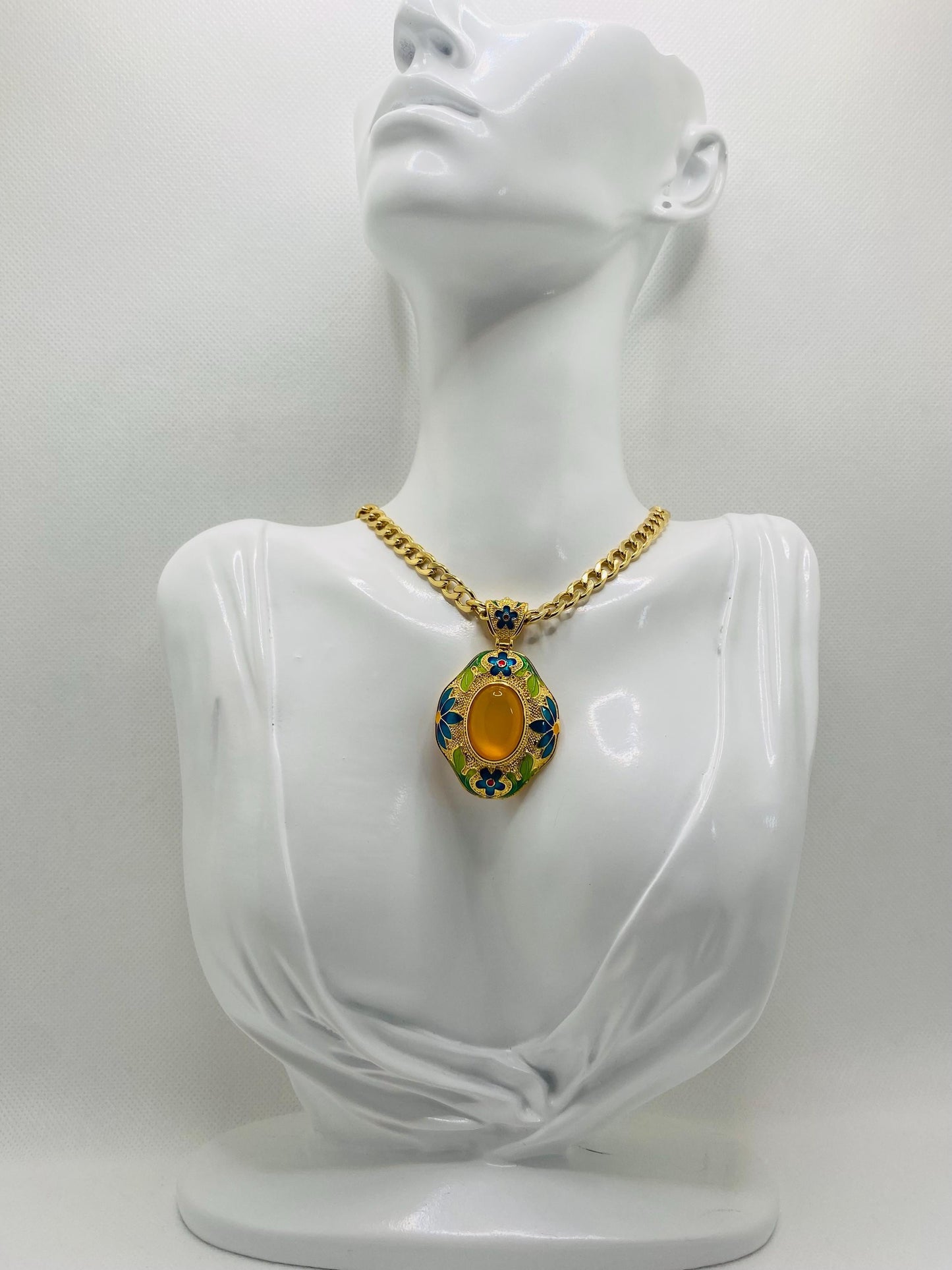 Boho Yellow Agate Pendant Necklace: Gold Plated Cuban Chain