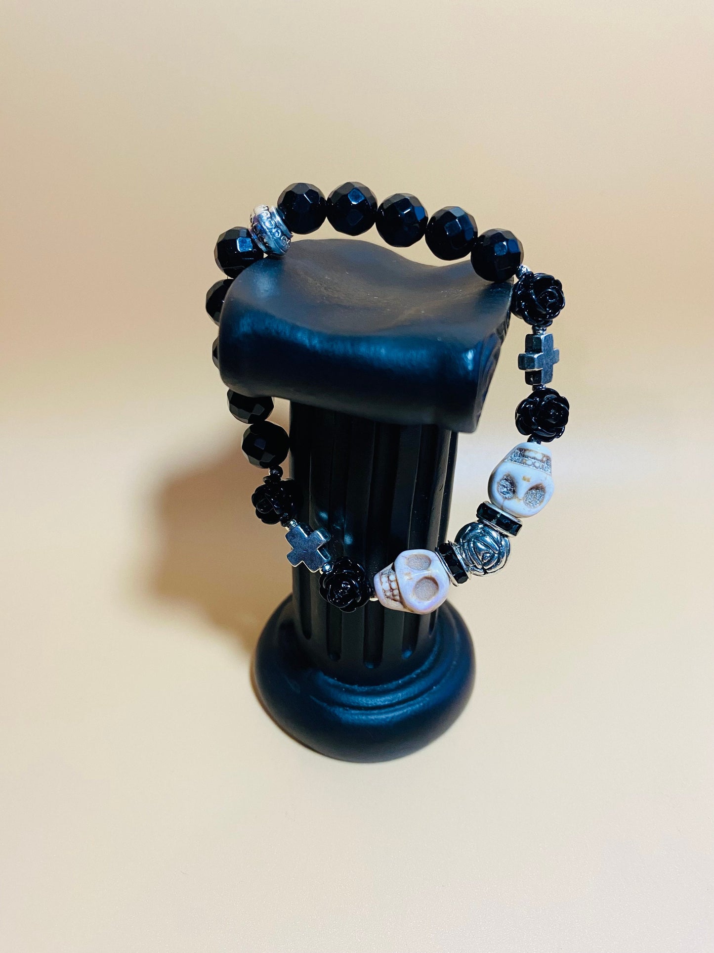 Day of the Dead Black Onyx Bracelet with Skull Beads - Silver Cross Bracelet - Gift for Her - Gift for Him