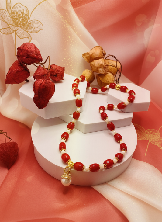Red Jade Mother of Pearl Necklace - Warm Elegant Style